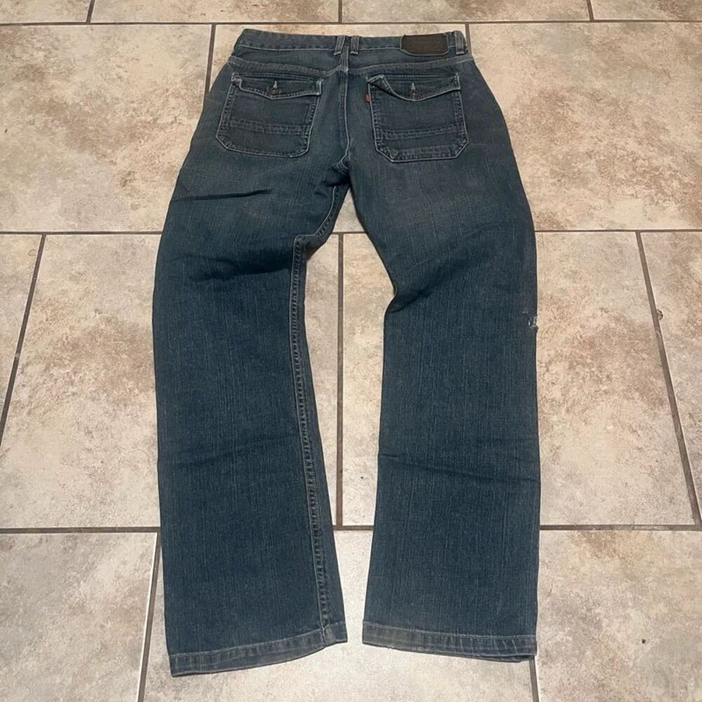 Vintage Levi’s Button Flap Pocket Jeans Dark Wash Y2K size 32x32